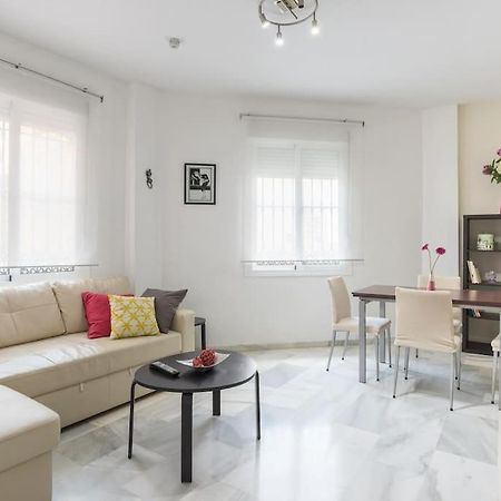 Bright, Quiet And Nice Ground Floor In The Center Малага Екстериор снимка